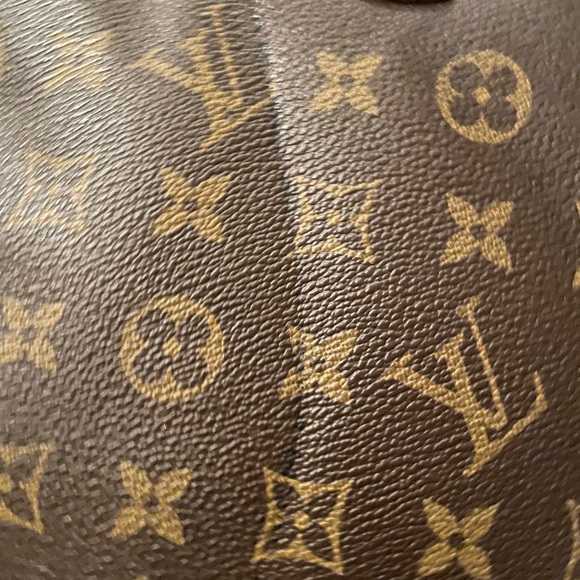Louis Vuitton's Horizontal Lockit Bag - Picture 12 of 13
